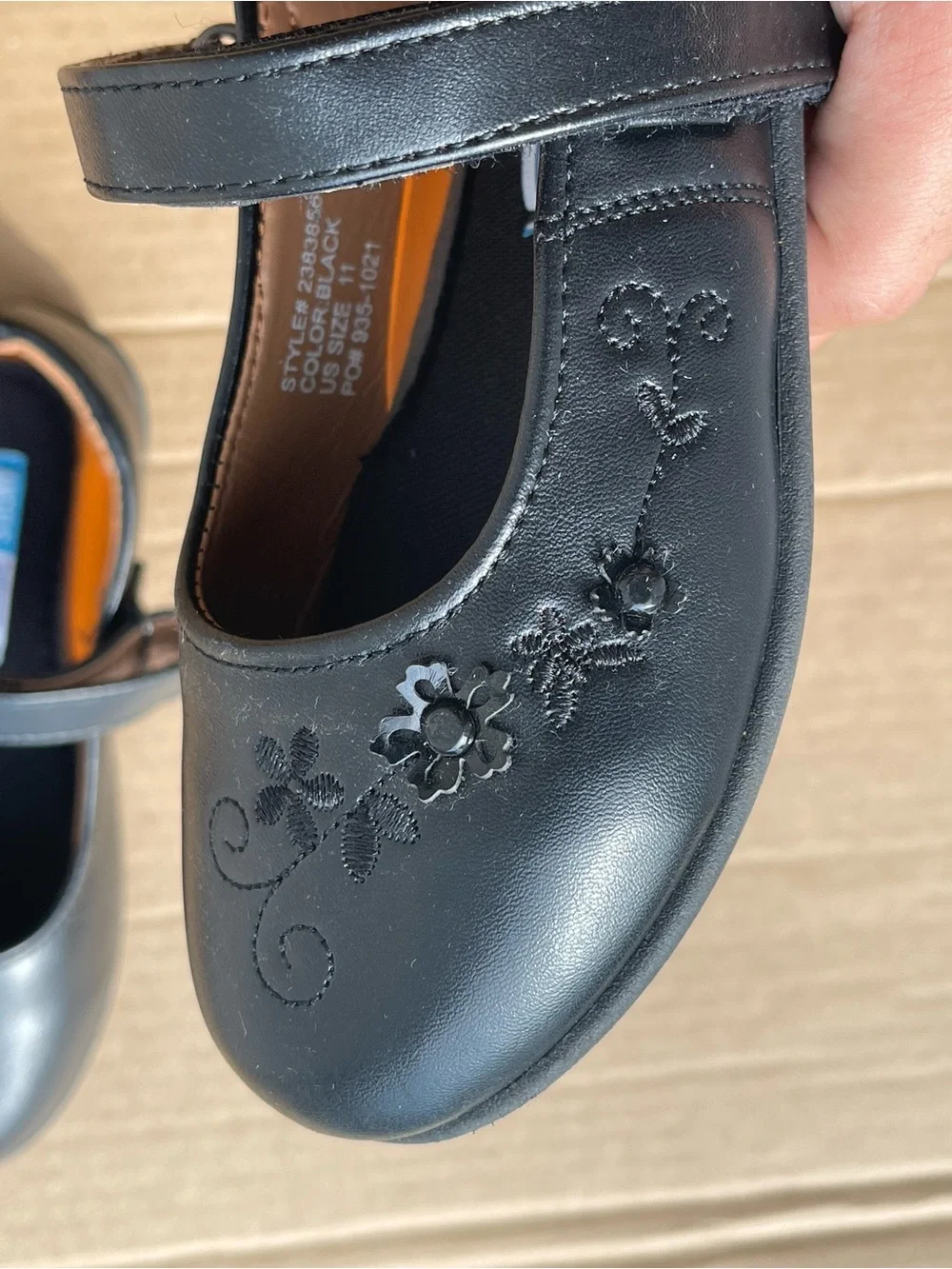 Angels New York Girls Black Mary Jane Dress Shoes with Floral Stitching Size 11